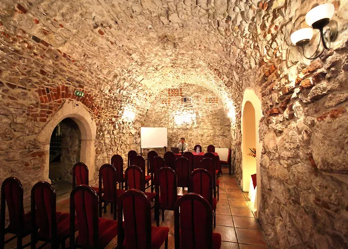 Wit Stwosz 호텔 3*