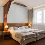 Wit Stwosz Otel