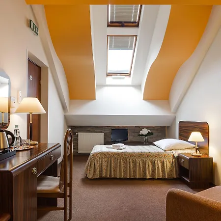 Hotel Wit Stwosz 3*