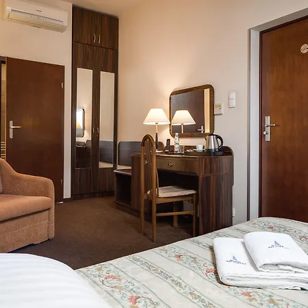 Wit Stwosz 3* Kraków