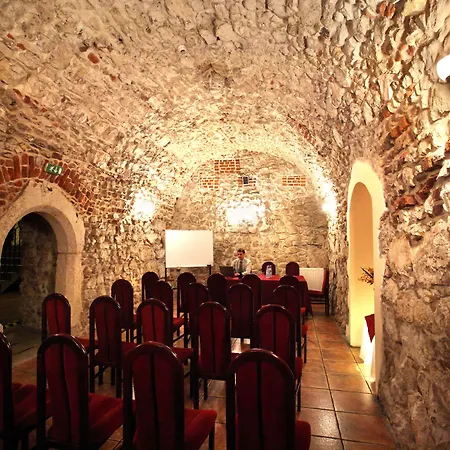 Wit Stwosz מלון 3*