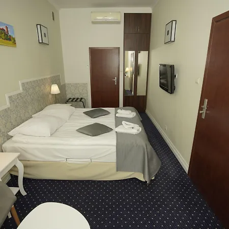 Wit Stwosz Hotel Cracóvia