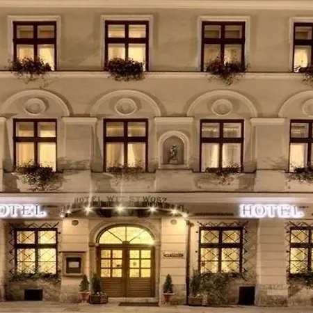 Hotell Wit Stwosz 3*